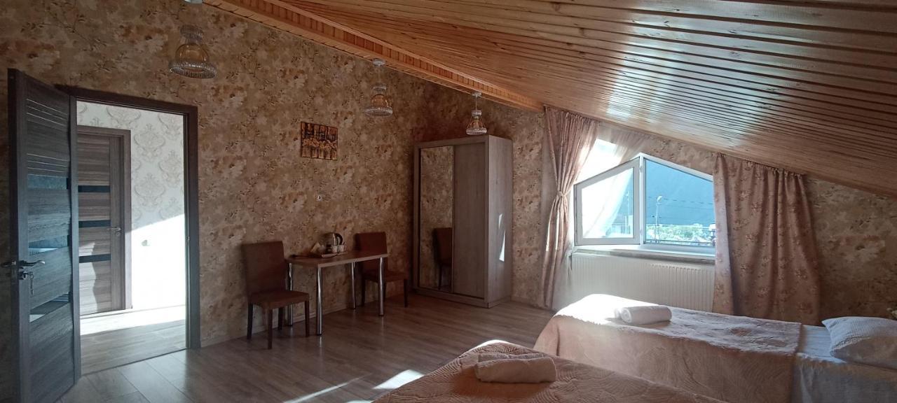 Guest House Tamta Stepantsminda Exterior photo